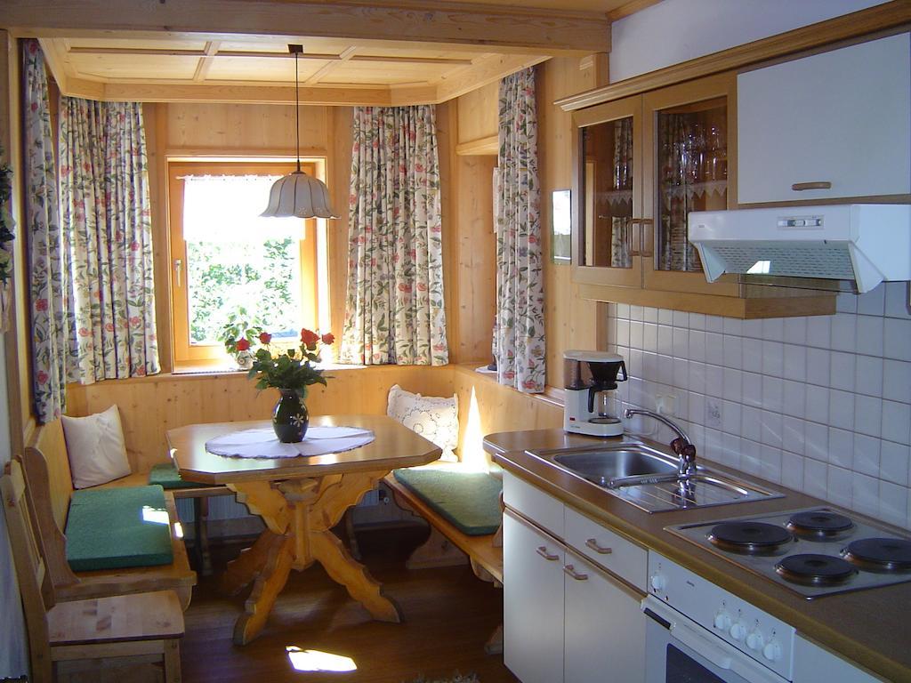 Kashuette Apartment Hippach Exterior photo